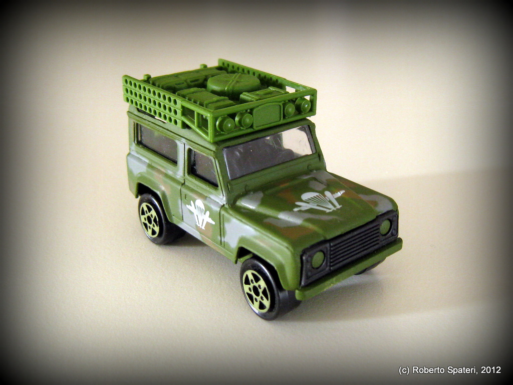 Majorette Land Rover Defender (n.266)